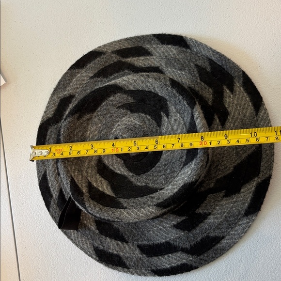 Vintage wool black & grey hat Maxine hats - Picture 9 of 9
